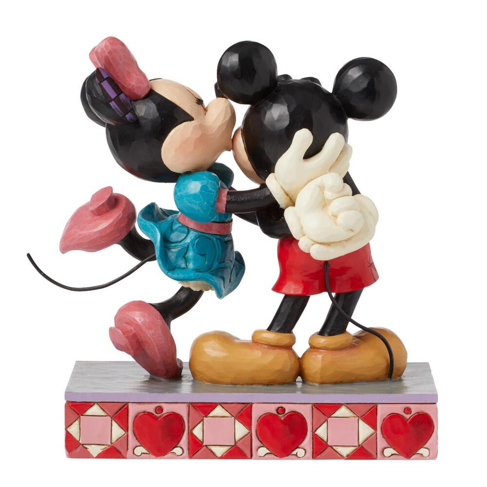 Jim Shore Disney Traditions - Mickey & Minnie Love